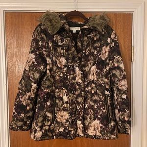 New York & Company light fall/winter camouflage jacket